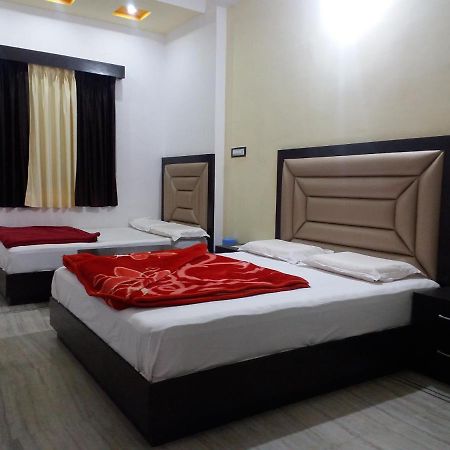 Hotel Vinayaka Nāthdwāra 外观 照片