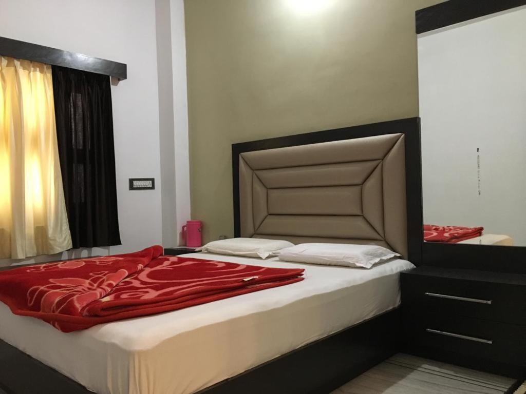 Hotel Vinayaka Nāthdwāra 外观 照片