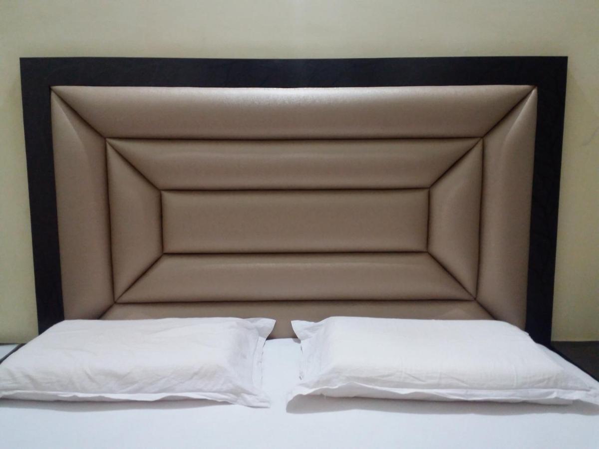 Hotel Vinayaka Nāthdwāra 外观 照片